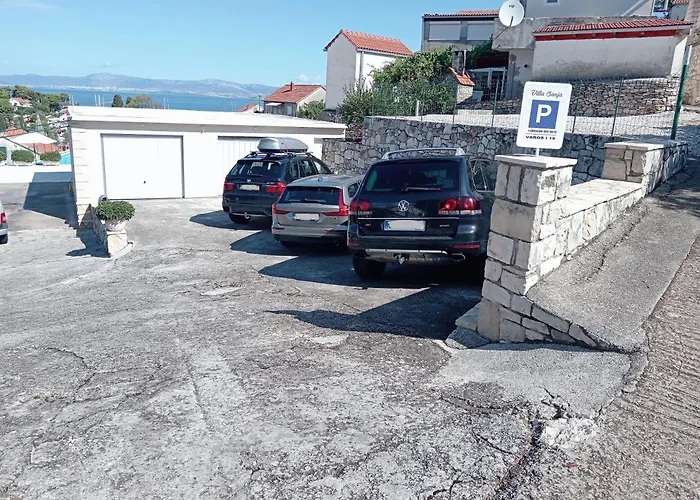 Villa Sanja, Splitska